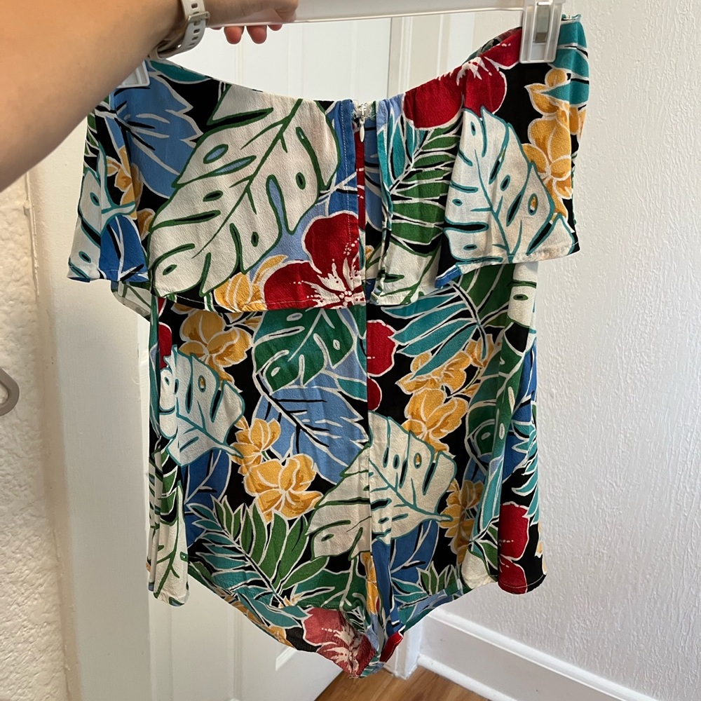 Strapless. Romper
